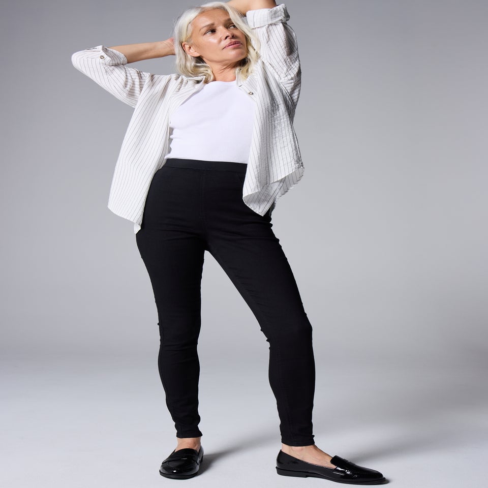 Black Pull On Jeggings