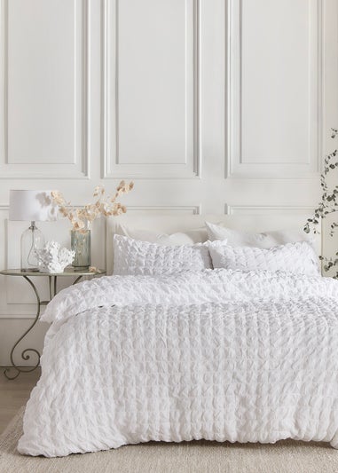 White Cotton Seersucker Duvet Set