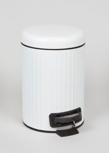 Retro Ridged Pedal Bin (26cm x 17cm)