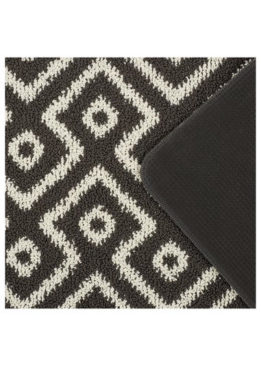 Geometric Muddle Mat (75cm x 50cm)