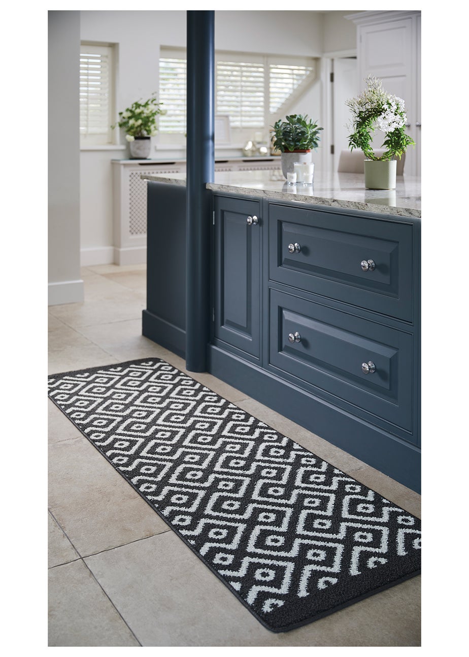 Geometric Muddle Mat (150cm x 50cm)