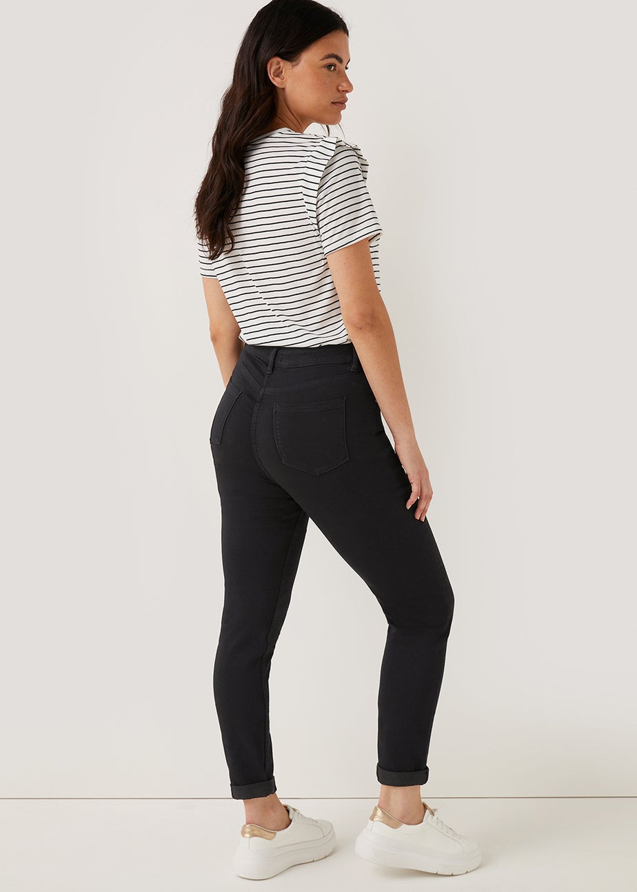 Jolie Black Relaxed Skinny Jeans
