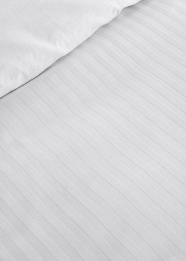 100% Cotton White Satin Stripe Duvet Cover (200 Thread Count)