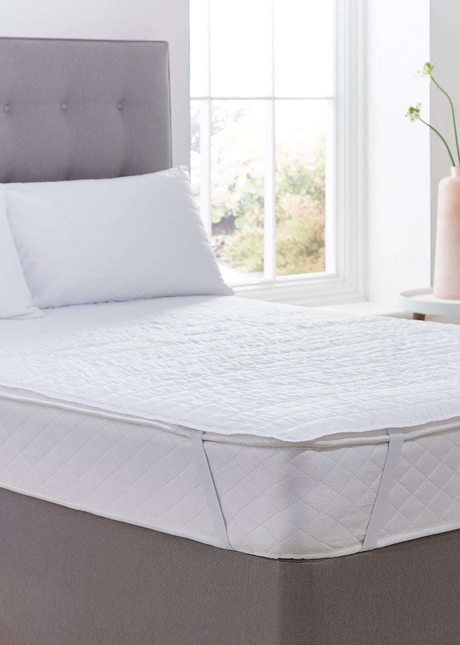 Silentnight Essentials Mattress Protector