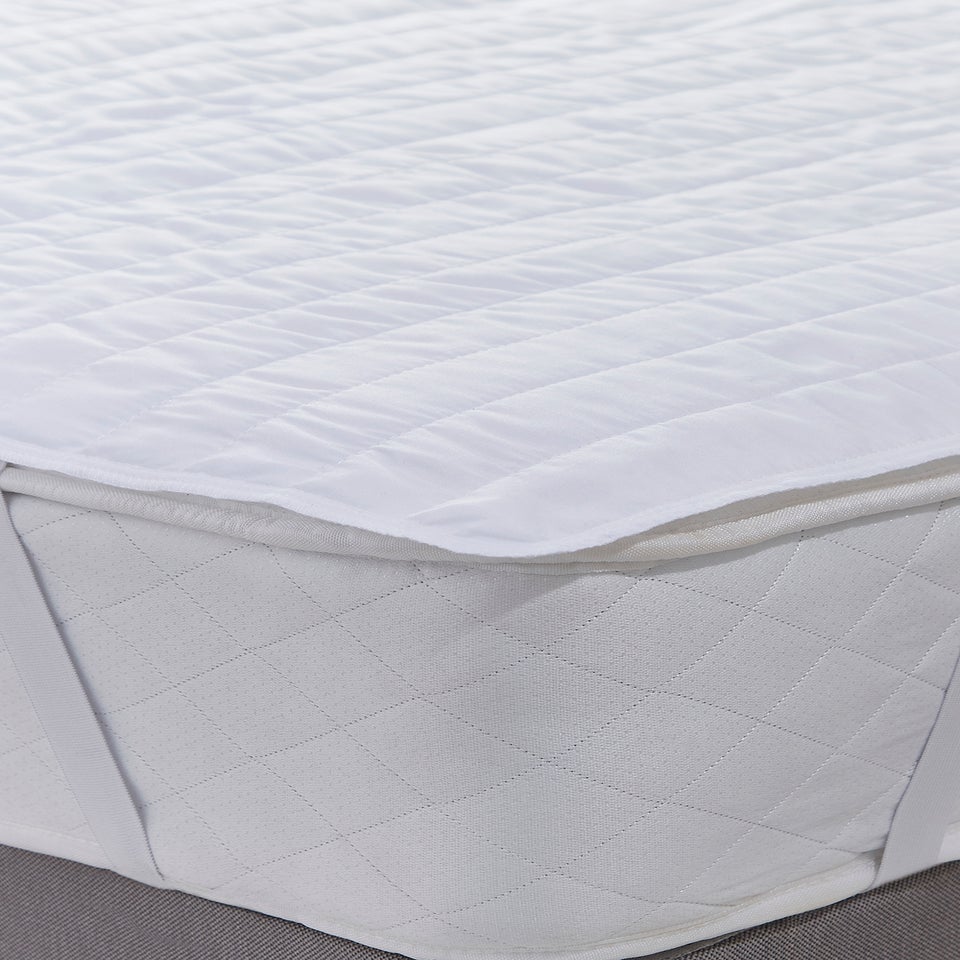 Silentnight Essentials Mattress Protector