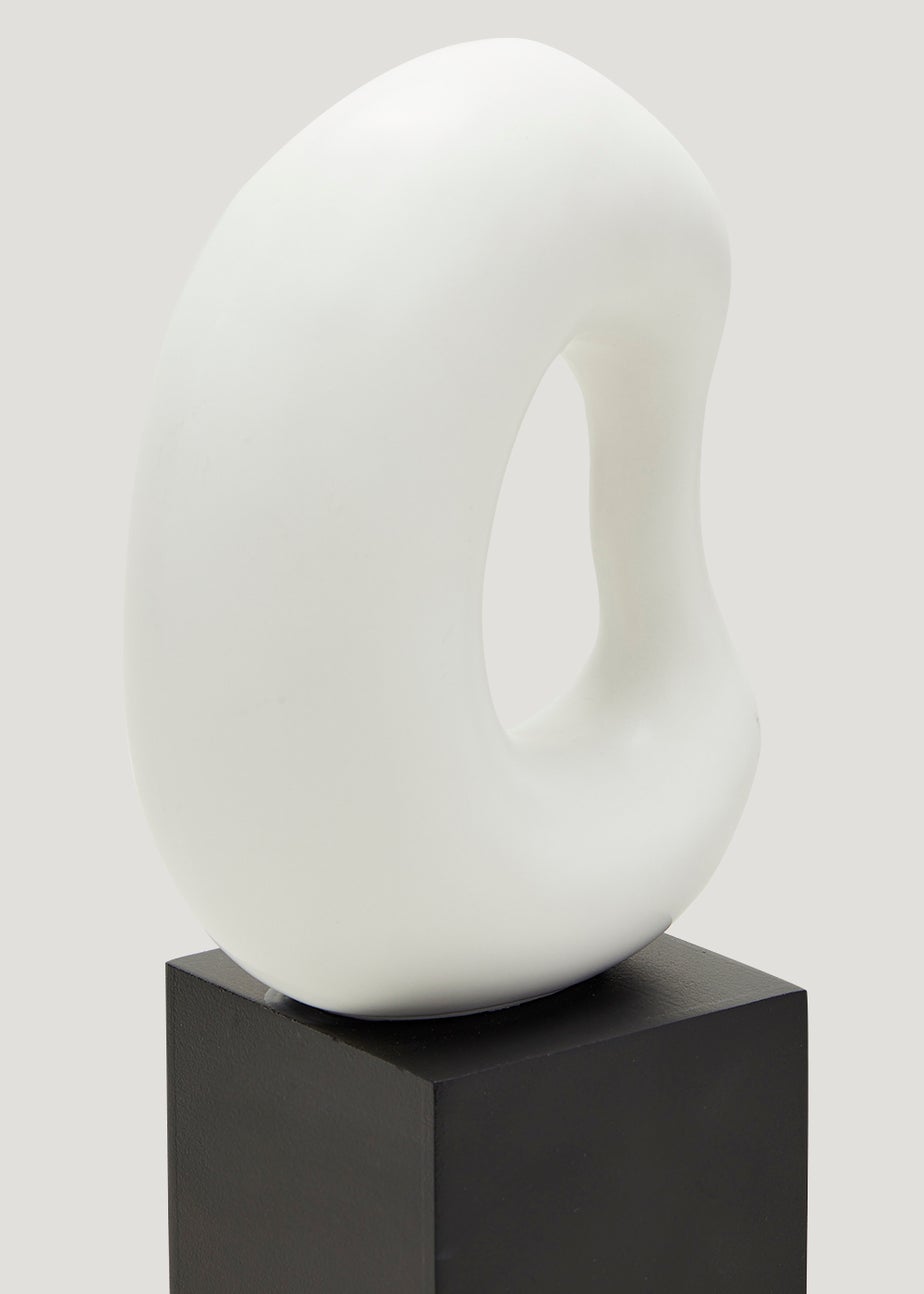 White Abstract Sculpture on Stand (14cm x 9cm x 26cm)