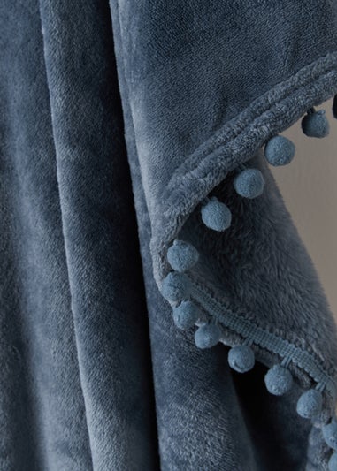 Blue Pom Pom Fleece Throw (130cm x 150cm)