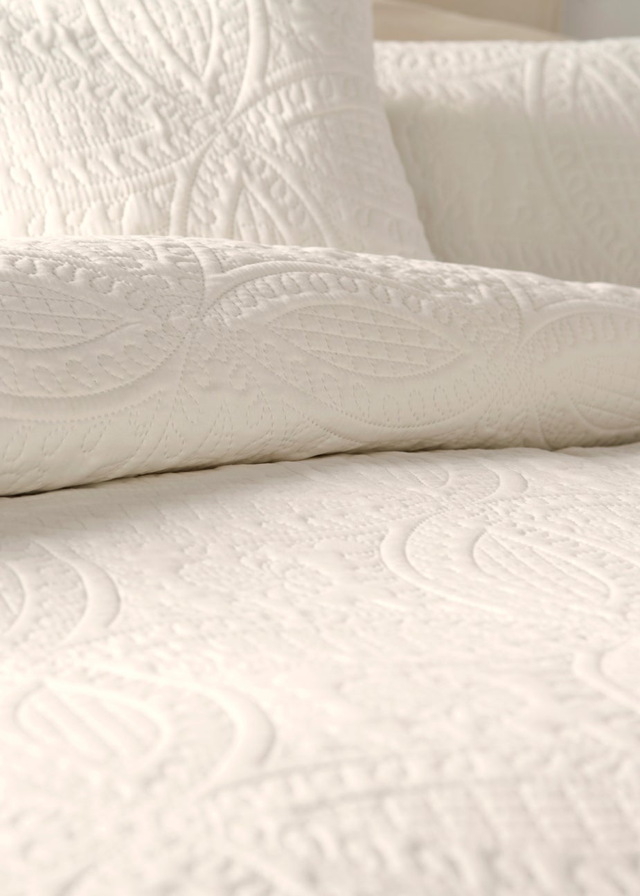 Ivory Pinsonic Duvet Cover