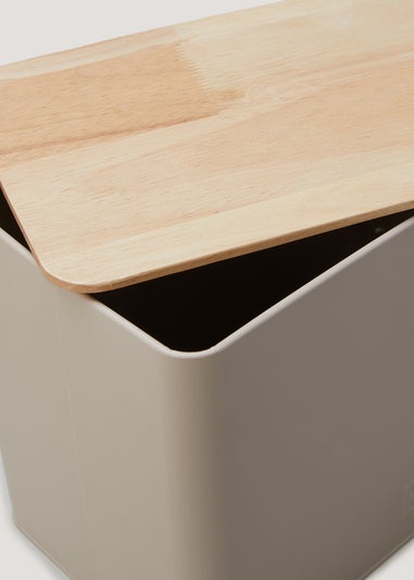 Natural Metal Lidded Bamboo Bread Bin (33cm x 24cm)