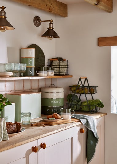 Green Metal Lidded Bamboo Bread Bin (33cm x 24cm x 17.5cm)