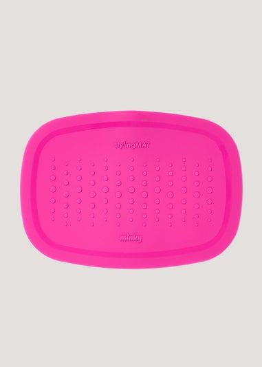 Minky Pink Styling Mat (24cm x 17cm)