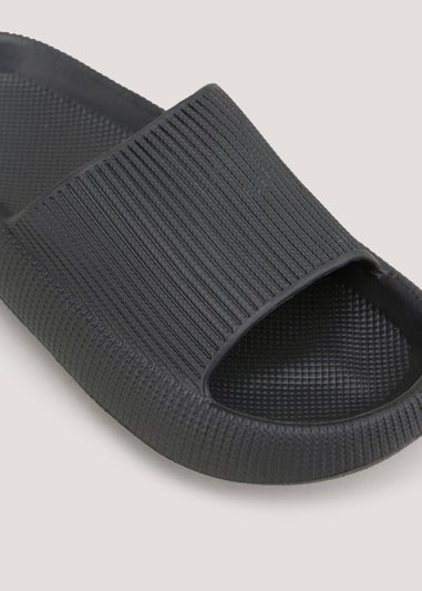 Black Chunky Sliders
