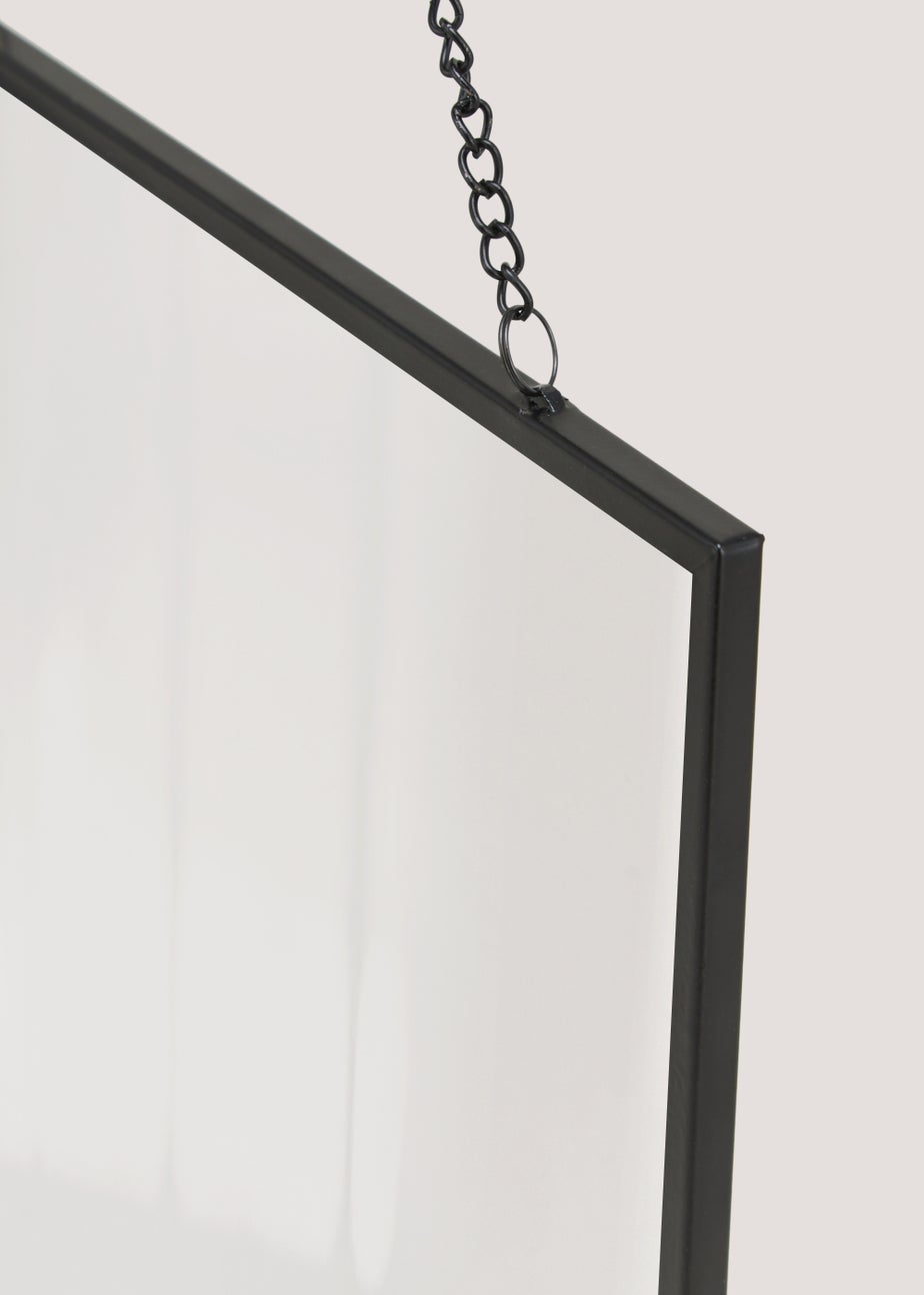 Black Hanging Metal Frame (8x8in)