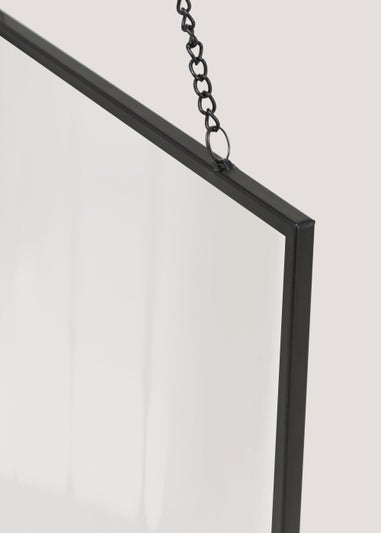 Black Hanging Metal Frame (8x8in)