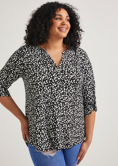 Papaya Curve Black Spot Button Up Blouse