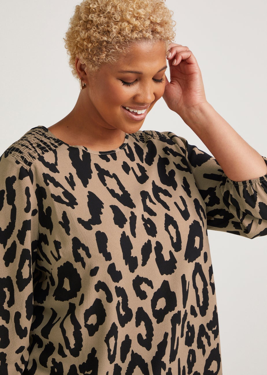 Papaya Curve Brown Animal Print Box Top