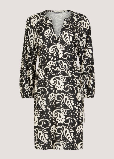 Papaya Curve Black & White Print Belted Shirt Dress