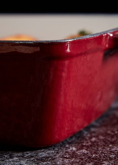 Barbary & Oak Red Cast Iron Roaster (39cm)