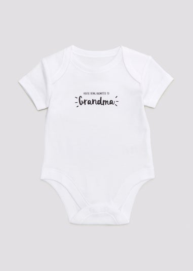 Baby White Grandma Announcement Bodysuit (Newborn-3mths)