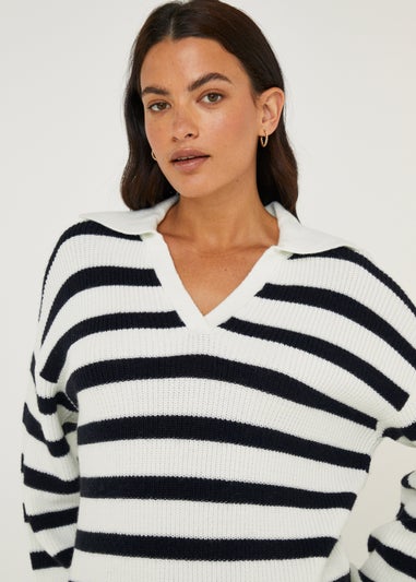 Cream Stripe Collar Wide Sleeve Jumper