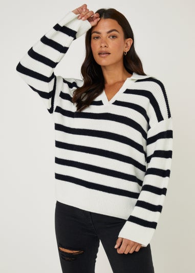 Cream Stripe Collar Wide Sleeve Jumper