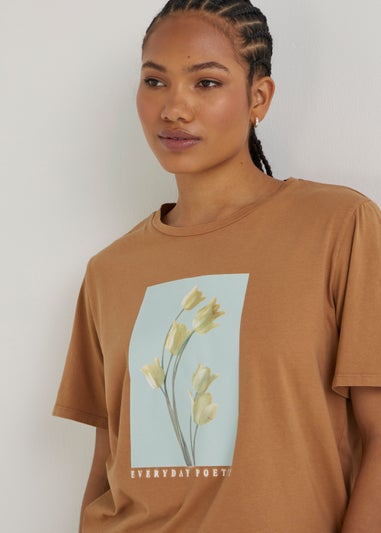 JDY Farock Camel Graphic T-Shirt