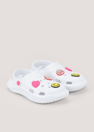 Girls White Badge Clogs (Younger 10-Older 5)
