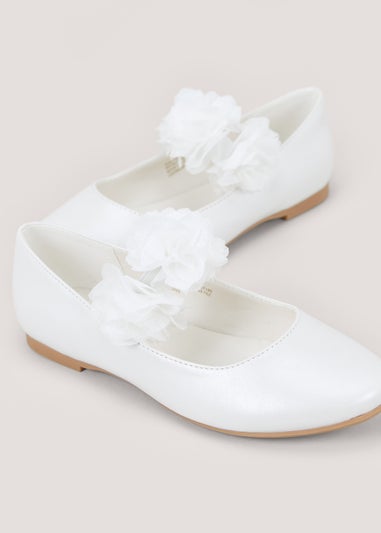 Girls White Bridesmaid Ballet Flats (Younger 10-Older 5) Matalan