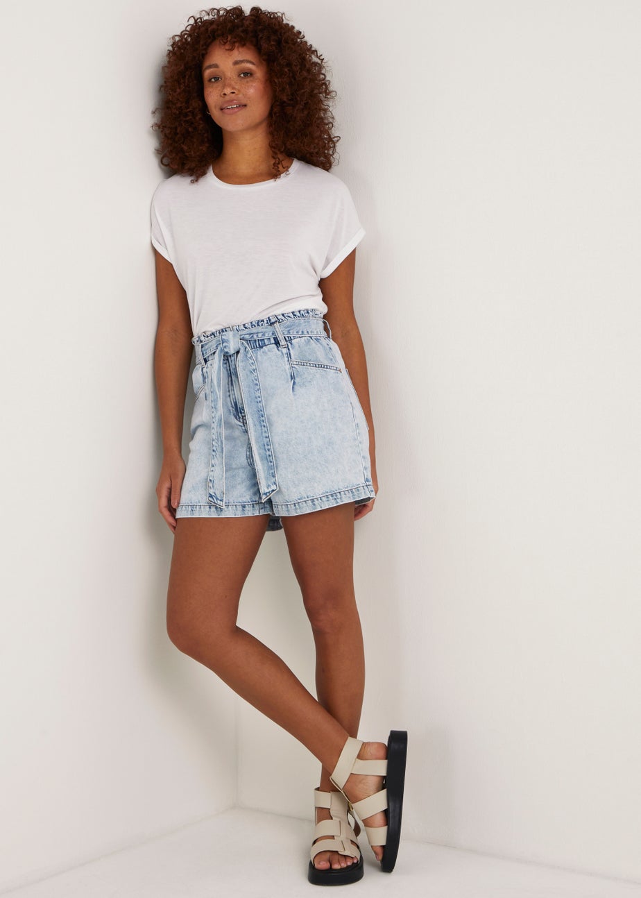 Light Wash Tie Waisted Denim Shorts