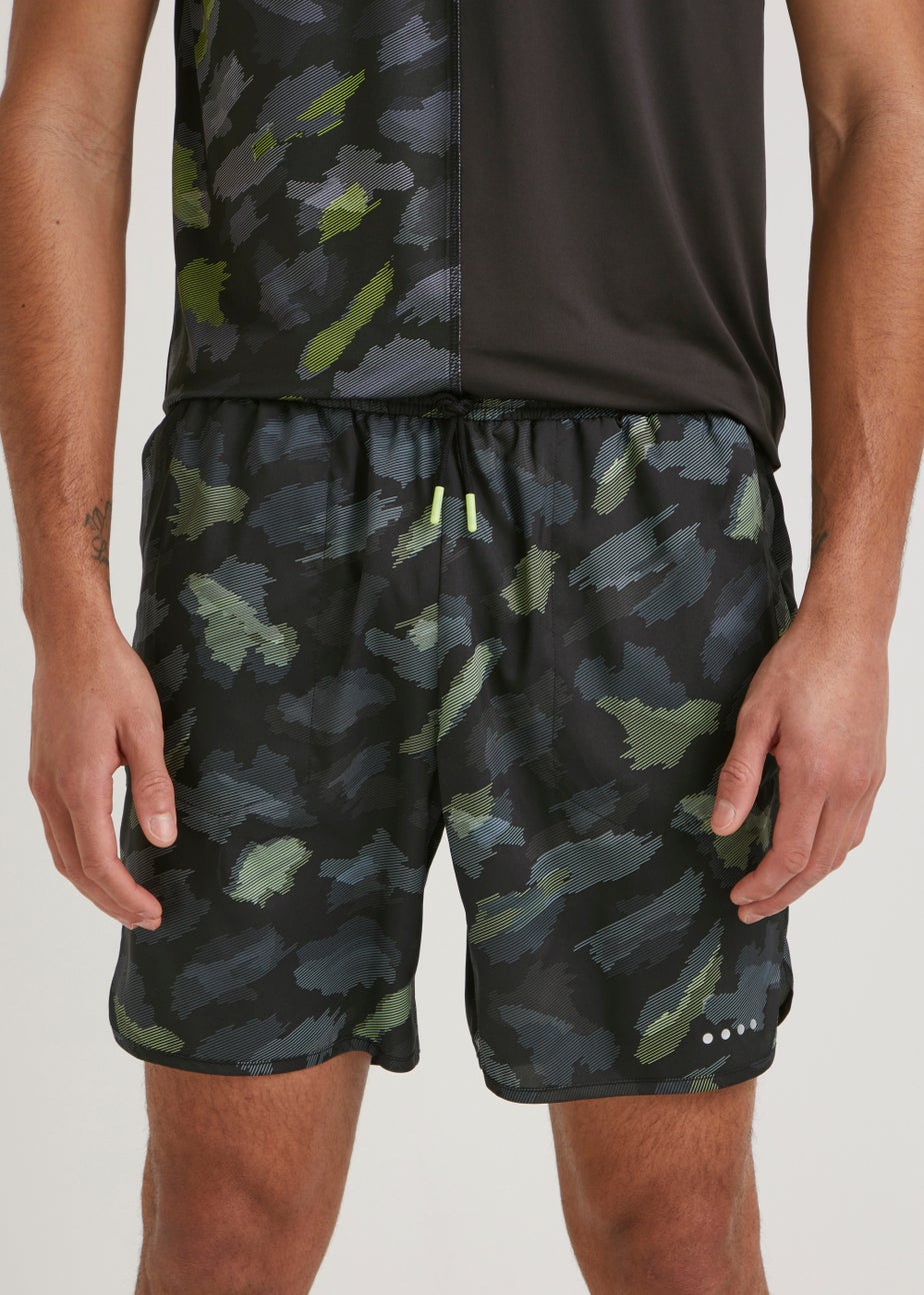 Souluxe Black Sketch Print Sports Shorts