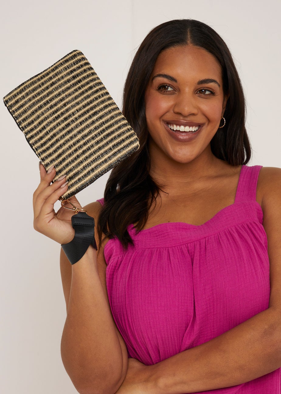 Black & Brown Woven Wristlet Clutch Bag