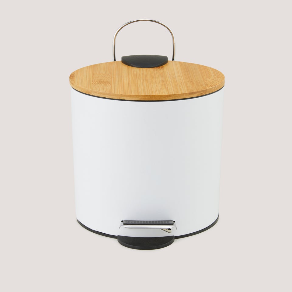 White Metal & Bamboo Bin (23cm x 17cm x 17cm)