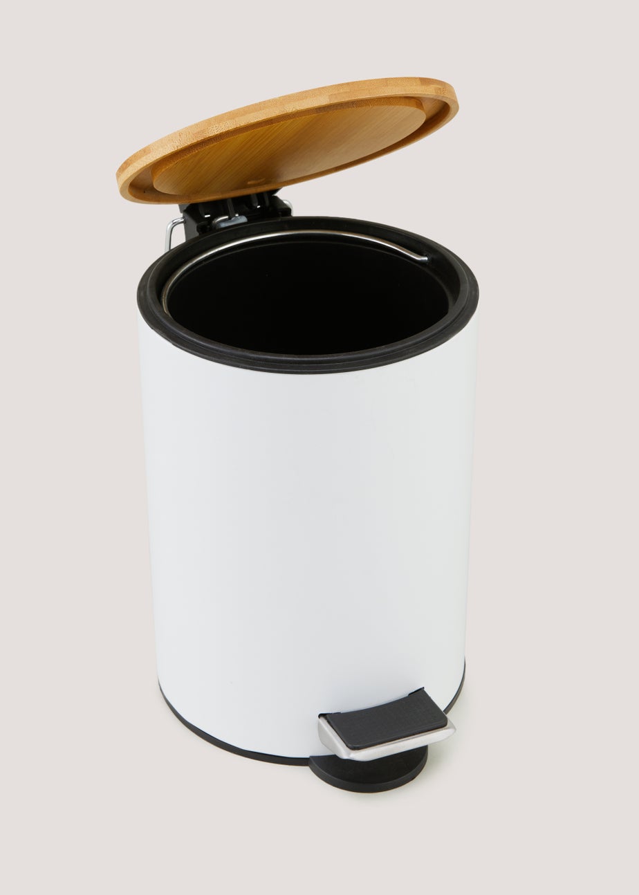 White Metal & Bamboo Bin (23cm x 17cm x 17cm)