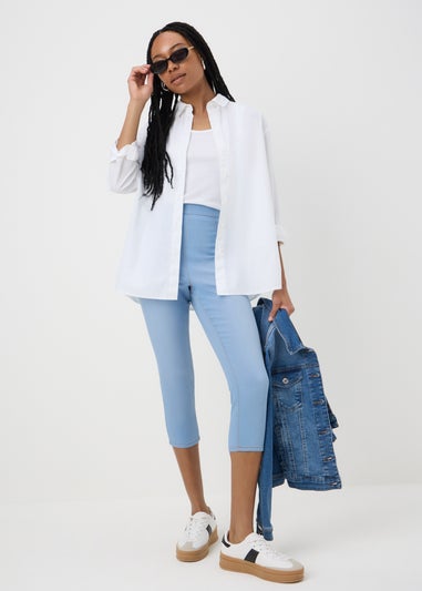 Rosie Light Wash Cropped Pull On Jeggings