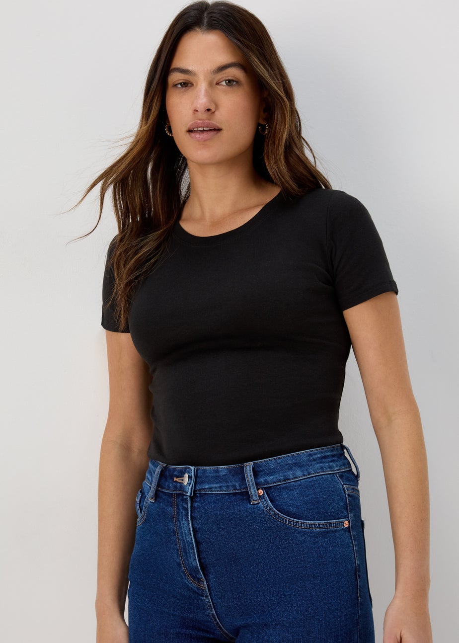 Black Essential T-Shirt