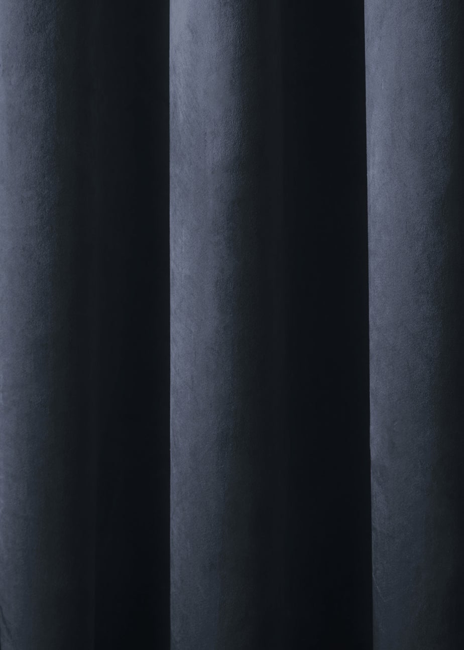 Laurence Llewelyn-Bowen Montrose Velvet Blackout Navy Eyelet Curtains