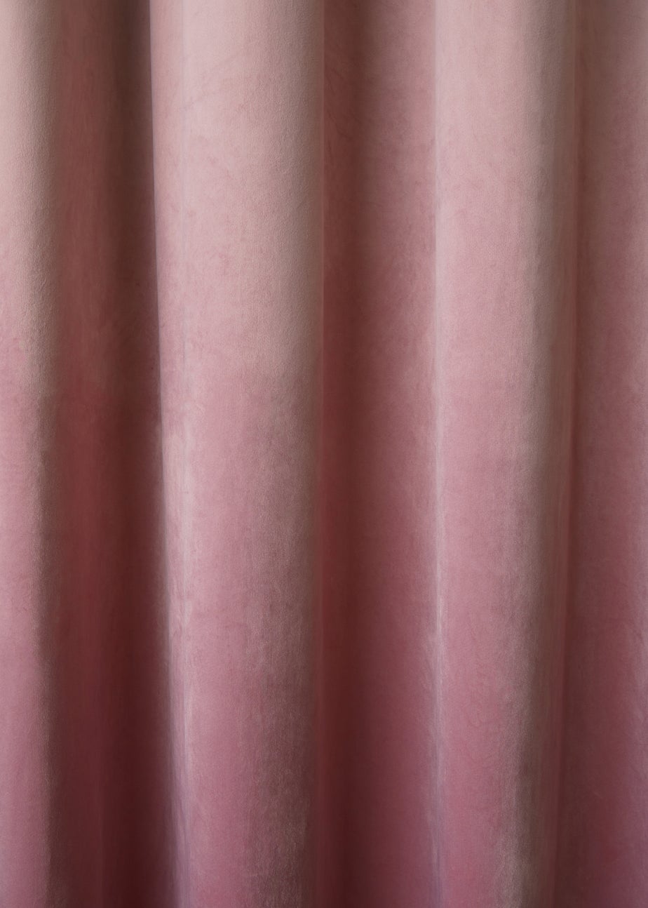 Laurence Llewelyn-Bowen Montrose Velvet Blackout Pink Eyelet Curtains