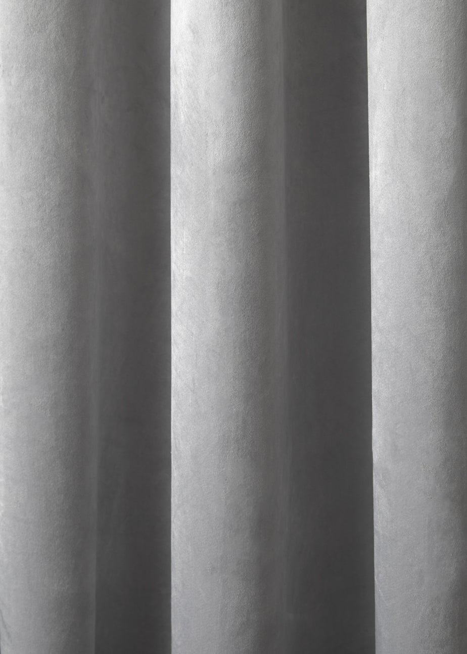 Laurence Llewelyn-Bowen Montrose Velvet Blackout Silver Eyelet Curtains