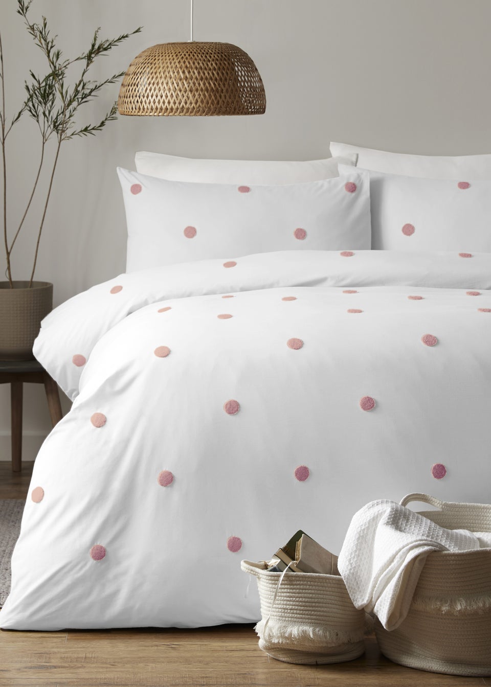 Appletree Dot Garden Pink Duvet Cover Set