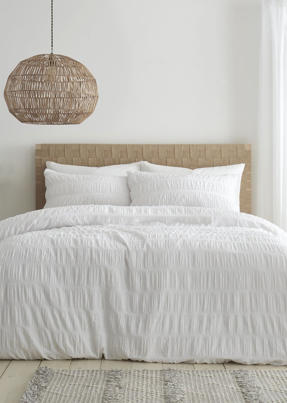 Catherine Lansfield Seersucker Duvet Cover Set White