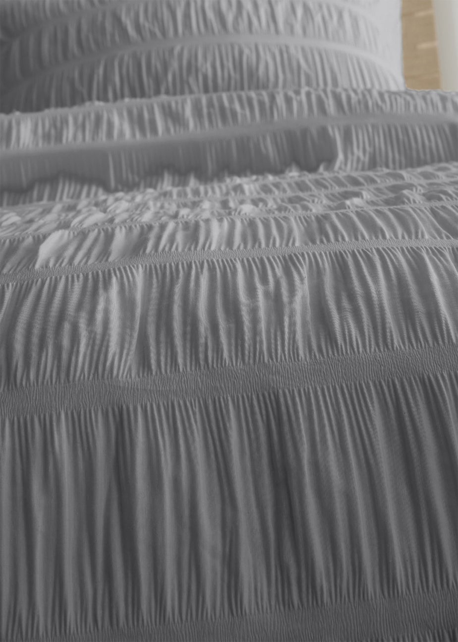 Catherine Lansfield Seersucker Duvet Cover Set Grey