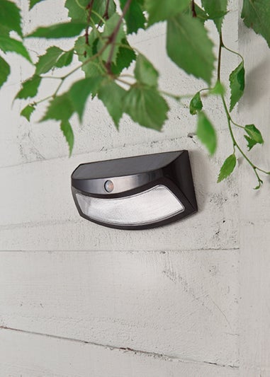 Premier Decorations Solar Security Light (3.5cm x 15cm x 7.5cm)