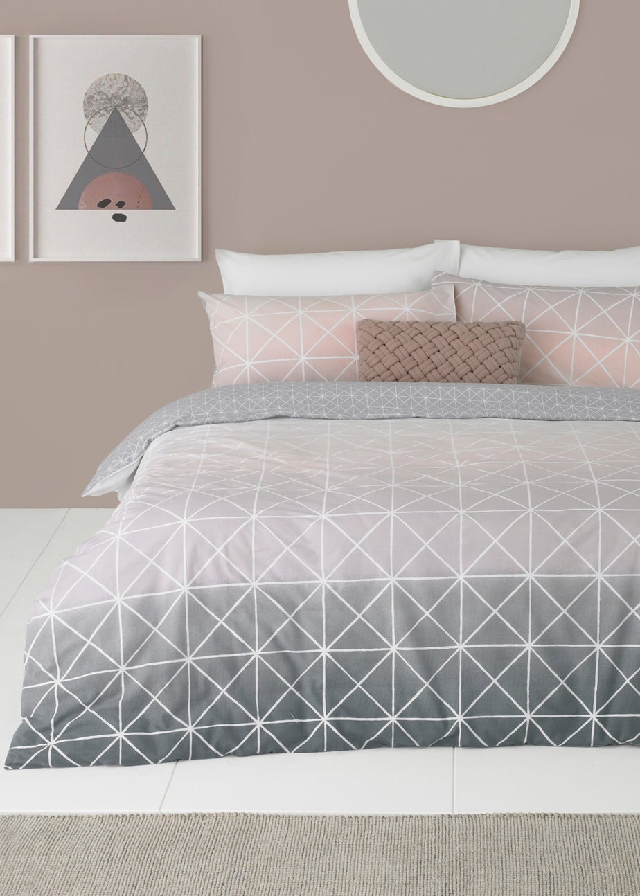 furn. Spectrum Geometric Gradient Duvet Cover Set