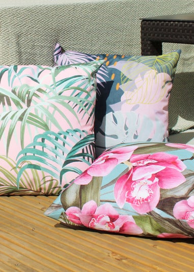 furn. Leafy Outdoor Filled Cushion (43cm x 43cm x 8cm)