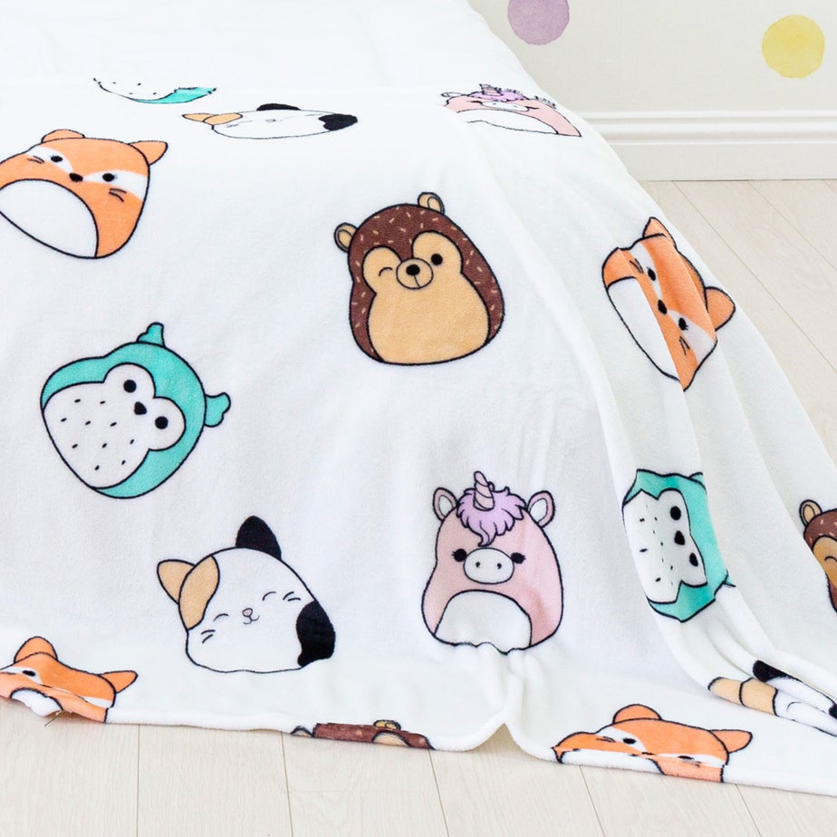 Squishmallows Chill Throw