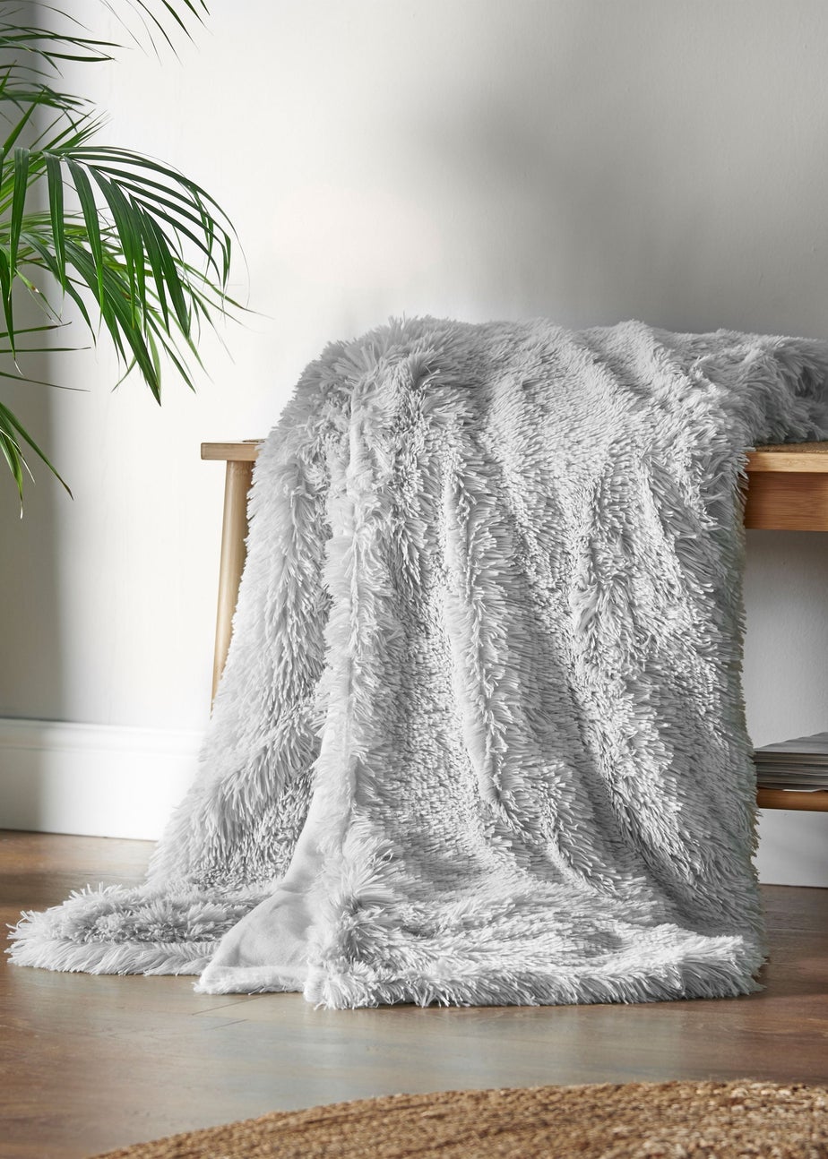 Catherine Lansfield Cuddly Deep Pile Blanket Throw