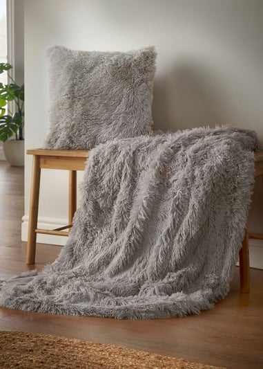 Catherine Lansfield Cuddly Deep Pile Blanket Throw