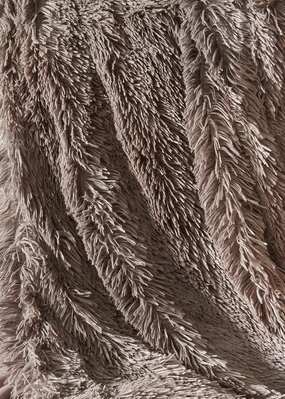 Catherine Lansfield Cuddly Deep Pile Blanket Throw (150x200cm)