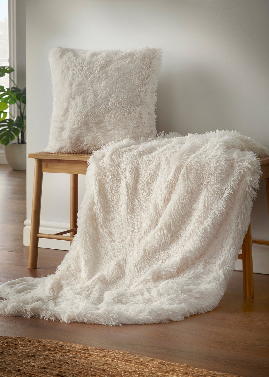 Catherine Lansfield Cuddly Deep Pile Blanket Throw (150x200cm)