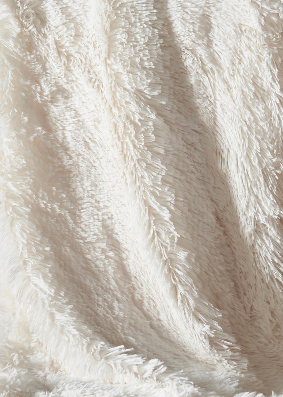 Catherine Lansfield Cuddly Deep Pile Blanket Throw (150x200cm)